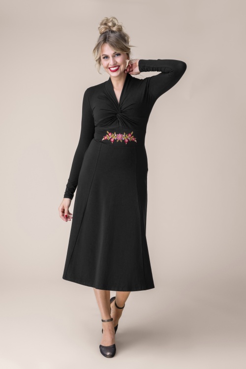 Blutsgeschwister - Robe Hot Knot Shawl en Black and Strong