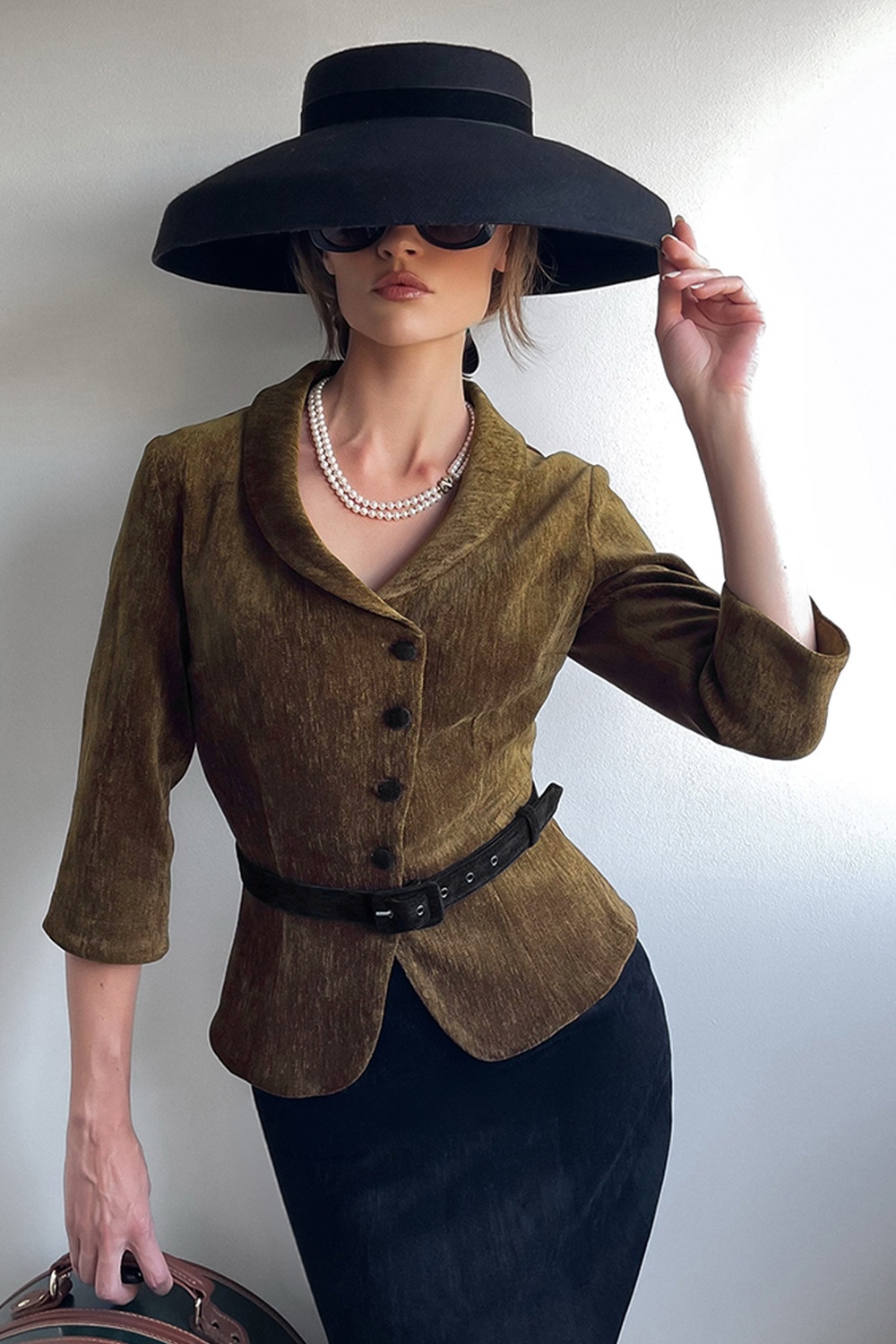 Vintage Diva  - Topvintage exclusive ~ Ingrid Velours Blazer in Brown