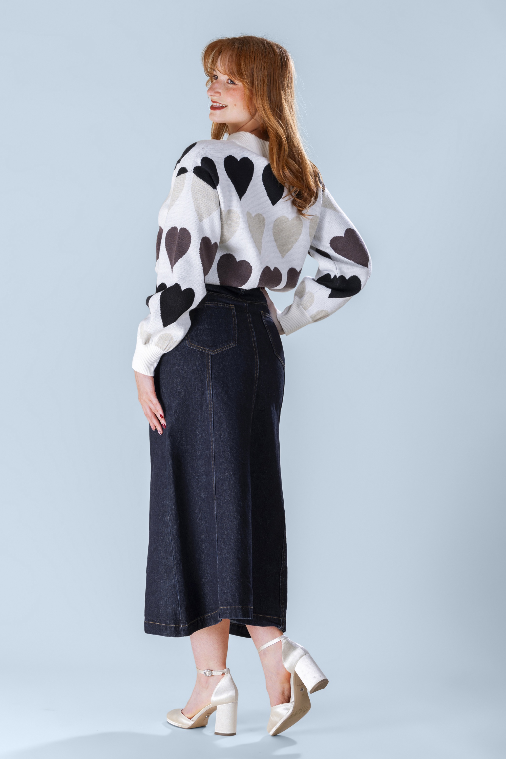 Smashed Lemon - Mila Midi  A-line Skirt in Dark Blue Denim 3