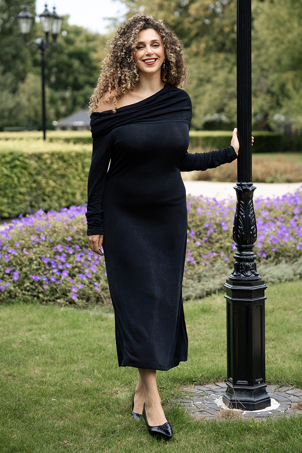 Wild Pony - Olga Off Shoulder Midi Dress in Black