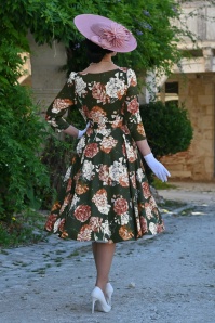 Hearts & Roses - Femke Floral swing jurk in groen en roest 4