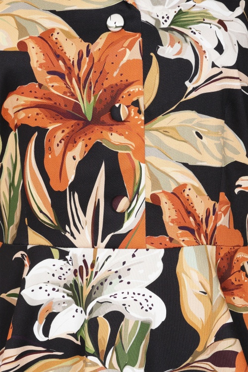 Hearts & Roses - Vreni Floral swing jurk in zwart 3