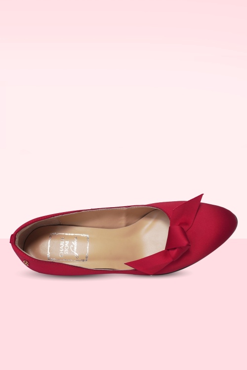 Charlie Stone - Vivienne pumps in rood 4
