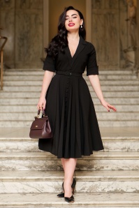 Glamour Bunny - Topvintage exclusive ~ The Yade Long Sleeve Swing Dress in Black