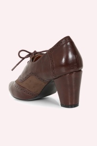 Banned Retro - Escarpins-bottines broguées Savile en marron 4