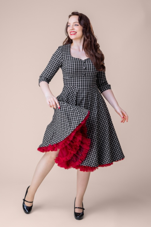 Topvintage Boutique Collection - Topvintage exclusive ~ Marlin Check Swing Dress in Black and Red