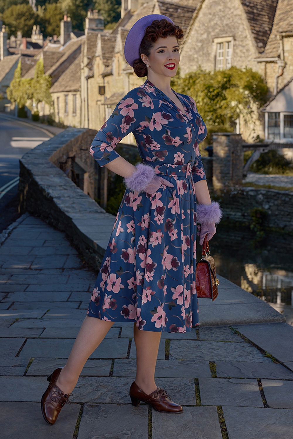 Miss Candyfloss - Adeliza Lee Floral swing jurk in marineblauw 3