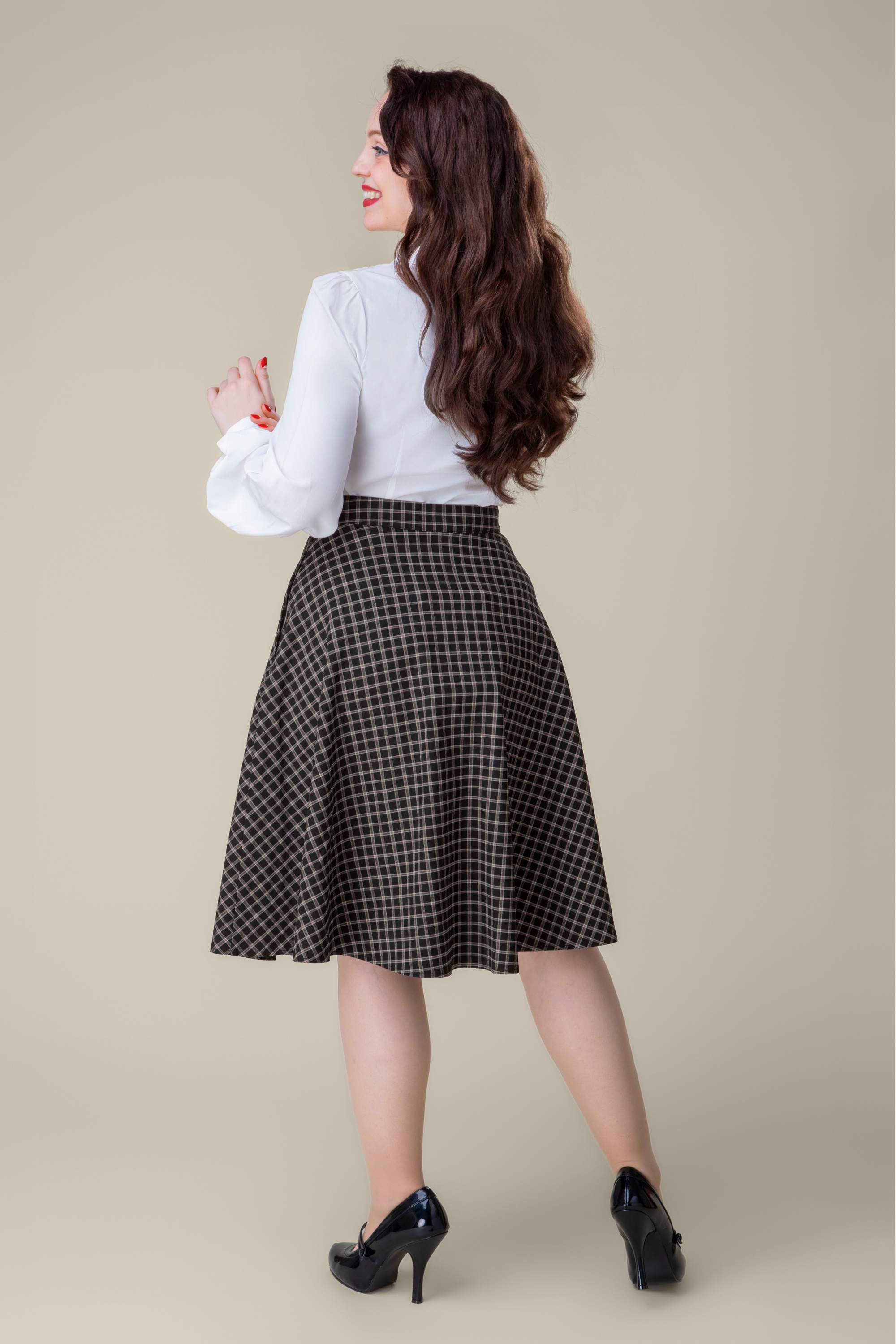 Topvintage Boutique Collection - Topvintage exclusive ~ Miriam Swing Skirt in Black and Red 2
