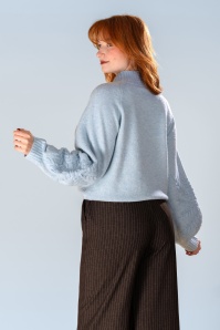 Smashed Lemon - Pull brodé Soft Petal en maille bleu clair 4