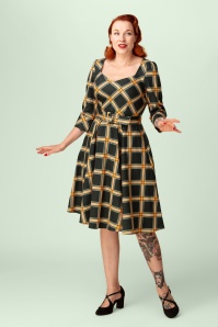 Hearts & Roses - Topvintage exclusive ~ Phoebe Plaid swing jurk in groen en geel