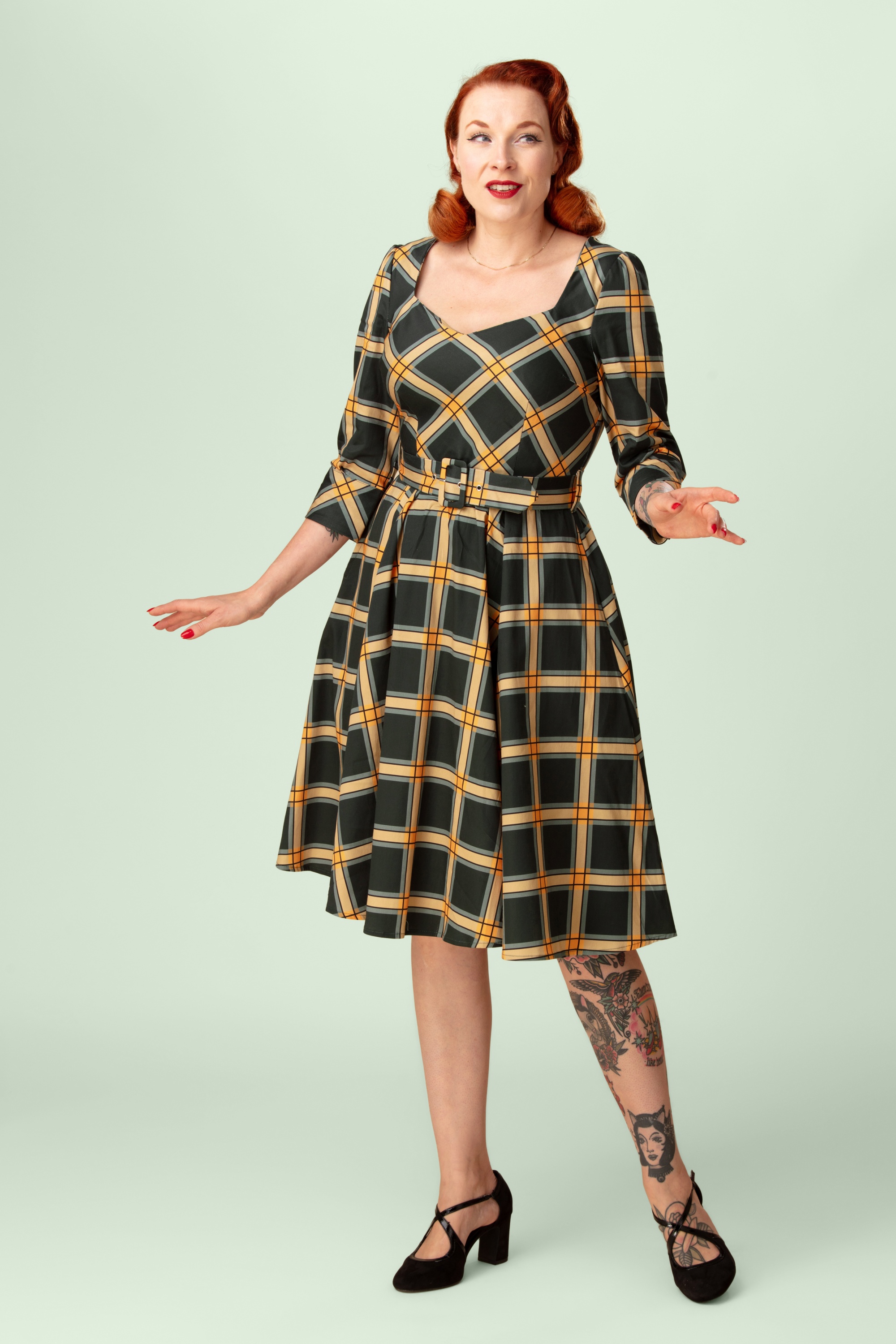 Hearts & Roses - Topvintage exclusive ~ Phoebe Plaid swing jurk in groen en geel
