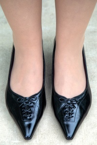 Tamaris - The Coquette Kitten Heel pumps in zwart 2