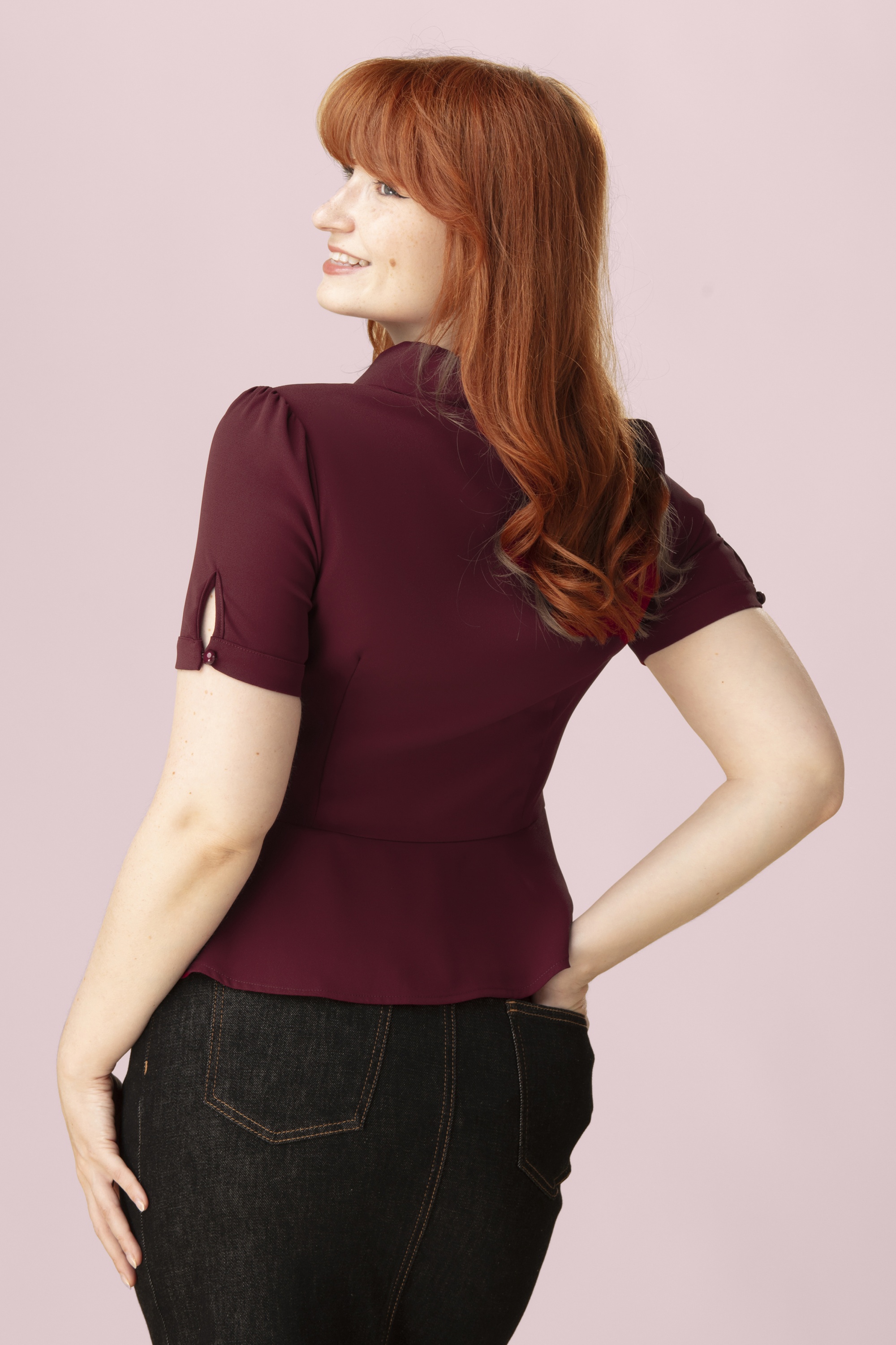 Banned Retro - Prue Cats blouse in bordeauxrood 3