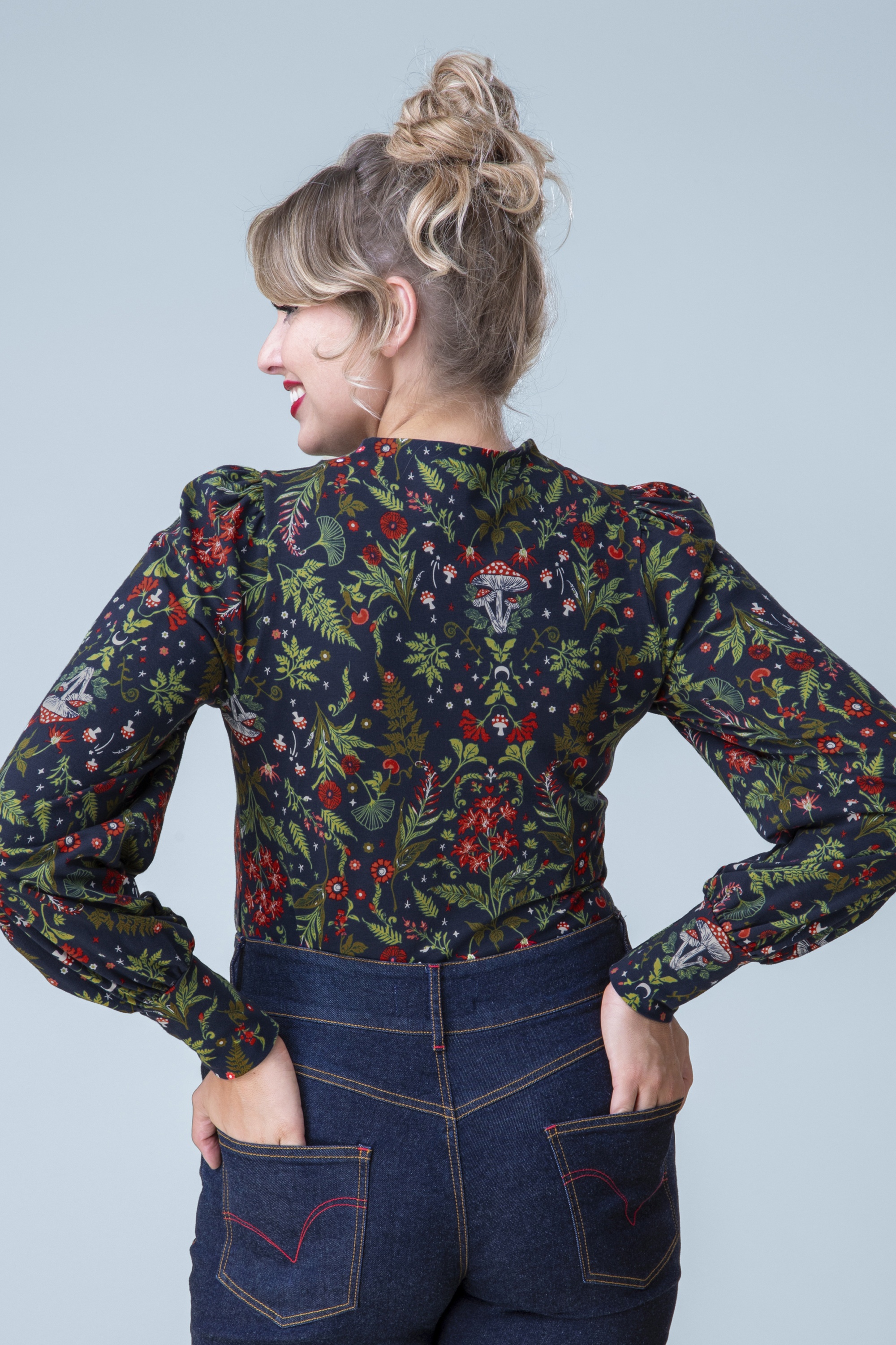 Blutsgeschwister - Whimsical Delight jersey top in Dreamy Mushroom Carpe 3