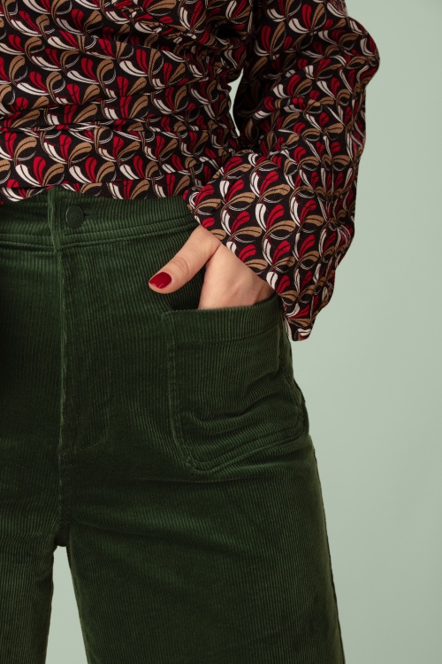Surkana - Pantalon jambes larges Cara en velours côtelé vert 3