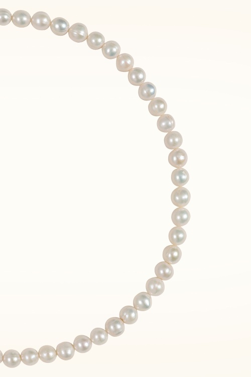 Dolly Dawn - Exclusivité Topvintage ~ Collier de perles d'eau douce Camille en blanc 4