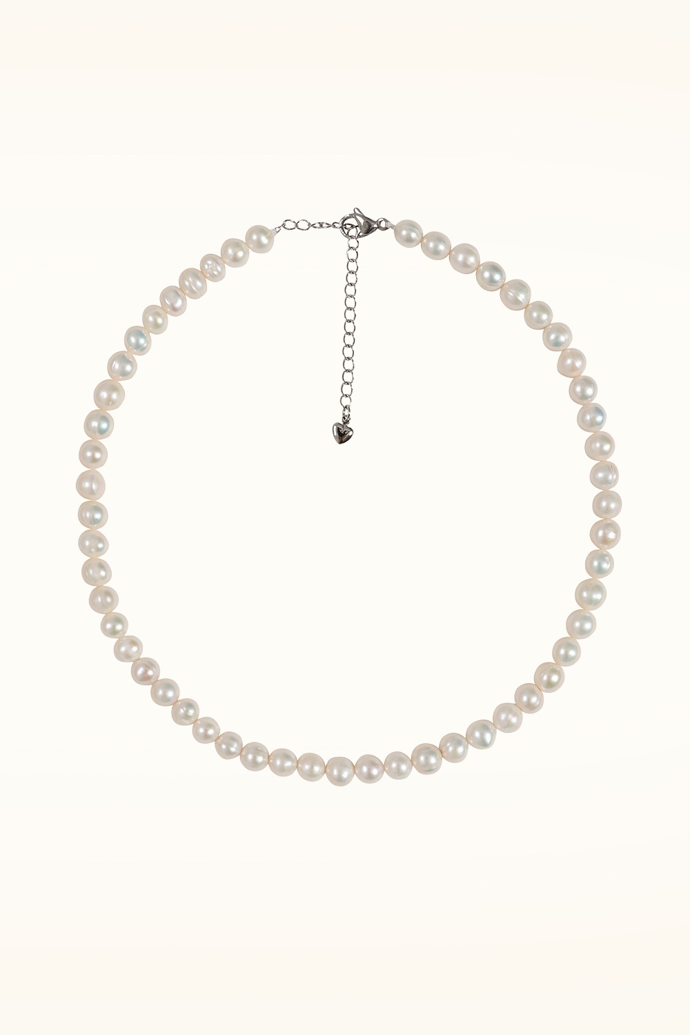 Dolly Dawn - Exclusivité Topvintage ~ Collier de perles d'eau douce Camille en blanc 2