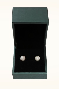 Dolly Dawn - Exclusivité Topvintage ~ Boucles d'oreilles à perle d'eau douce Camille en blanc 4