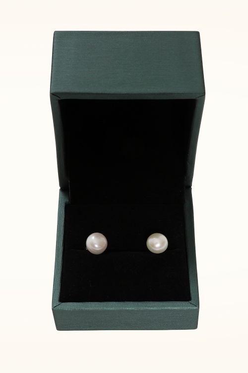 Dolly Dawn - Exclusivité Topvintage ~ Boucles d'oreilles à perle d'eau douce Camille en blanc 4
