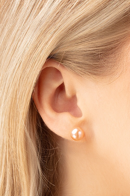 Dolly Dawn - Exclusivité Topvintage ~ Boucles d'oreilles à perle d'eau douce Camille en blanc