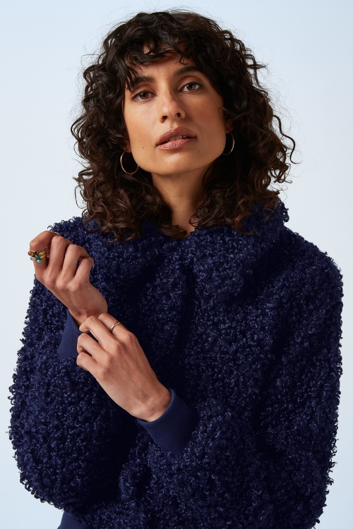 King Louie - Isa Basil faux fur jasje in avondblauw 3