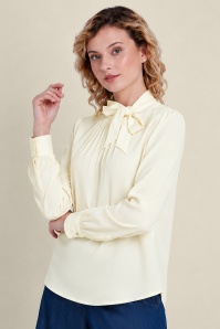 Circus - Anne Blouse in Ivory 2