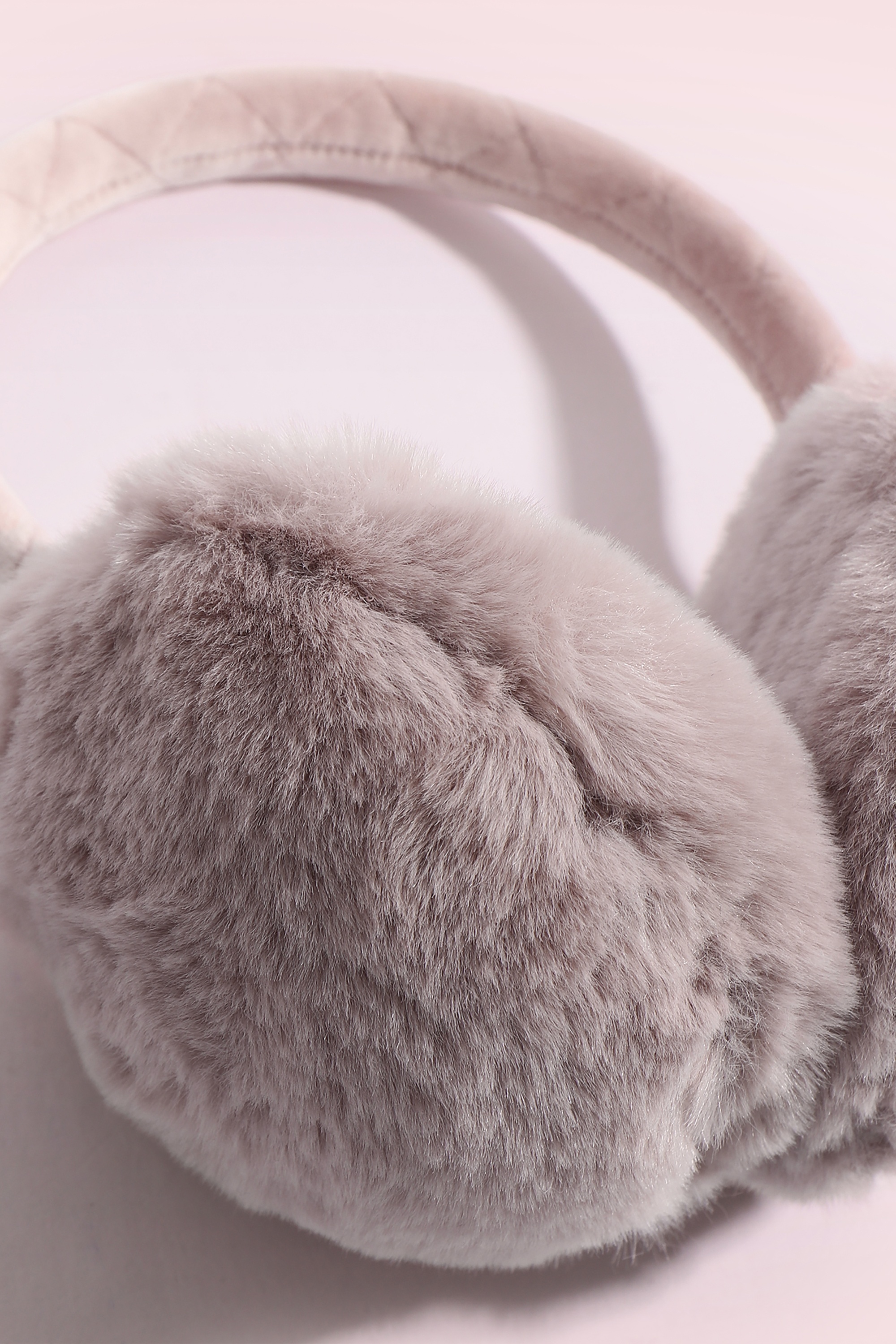 Amici - Donatella Earmuff in Dusty Pink 3