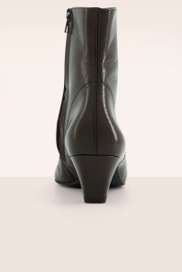 Paul Green - Maggy Glossy Ankle Boots in Brown 5