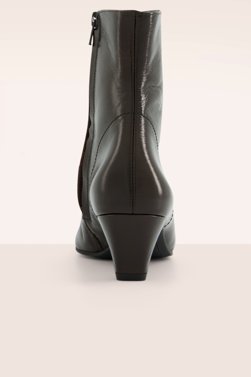 Paul Green - Maggy Glossy Ankle Boots in Brown 5