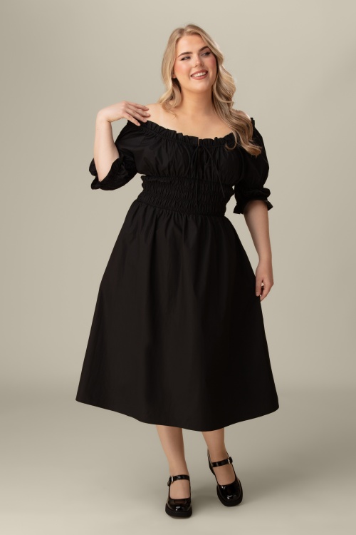 Glamorous - Miriam Smock Midi Dress in Black