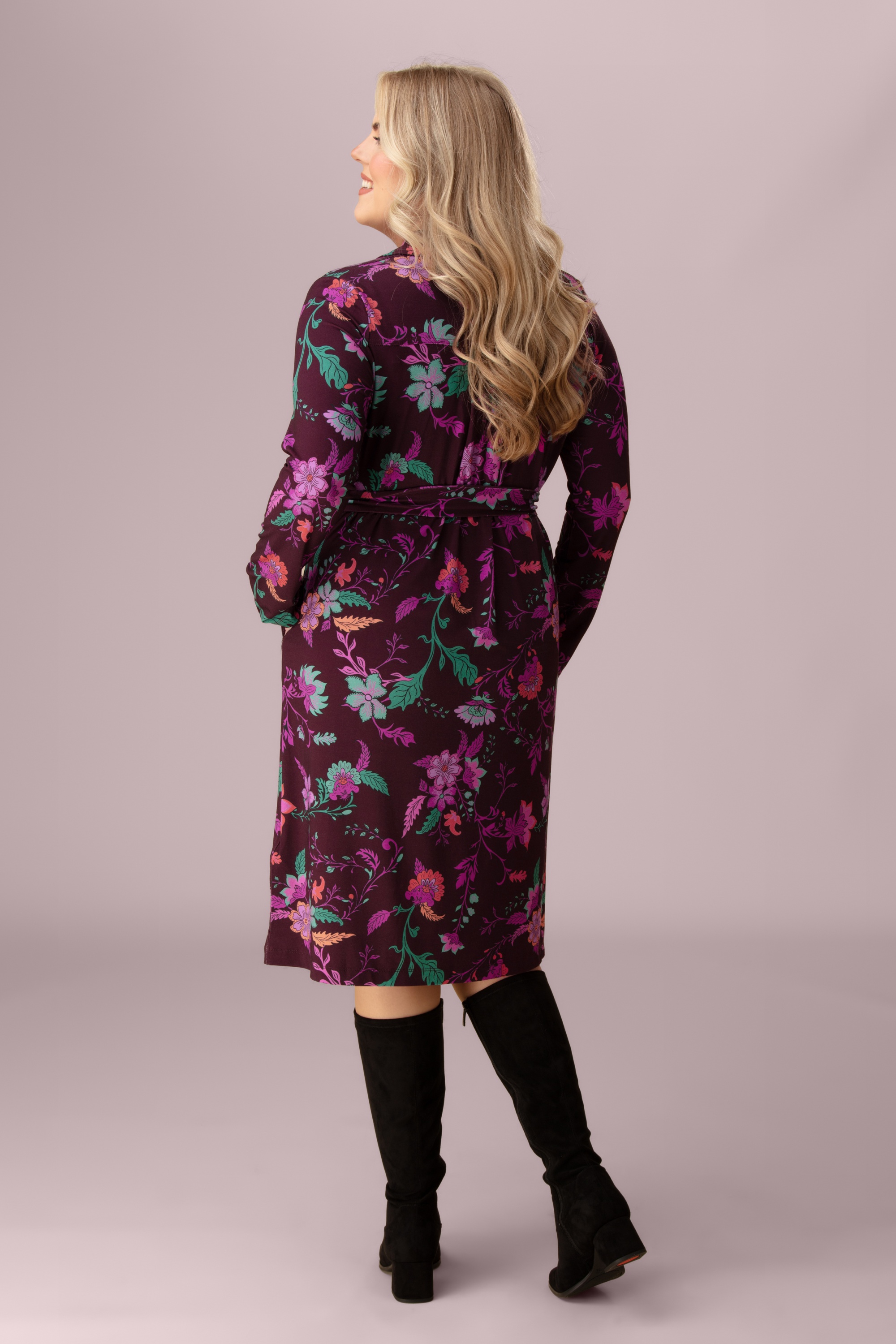 LaLamour - Pearl Dark Ivy jurk in vijgpaars 2