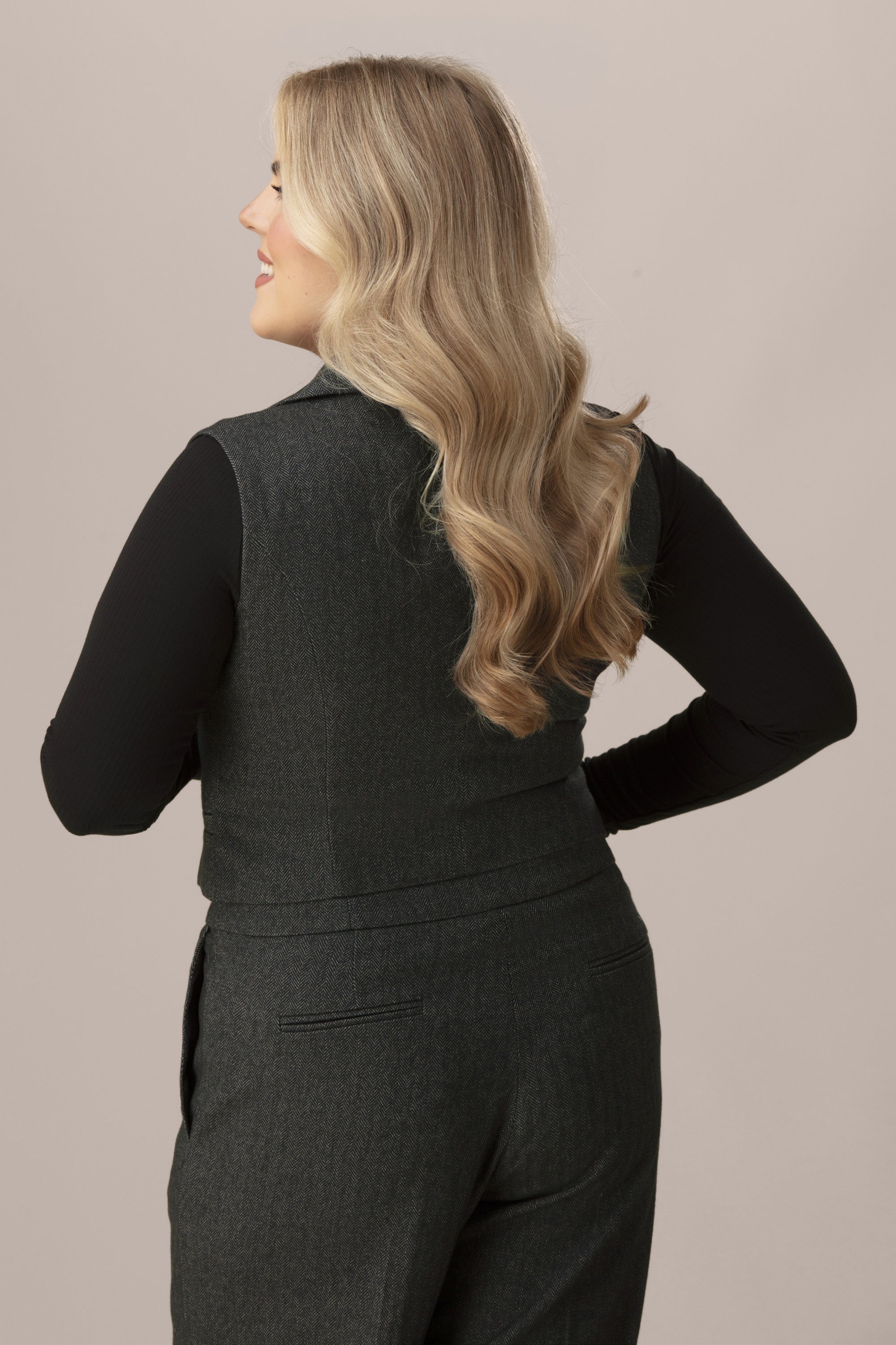 Femkit - Gilet à chevrons Margie en anthracite foncé 2