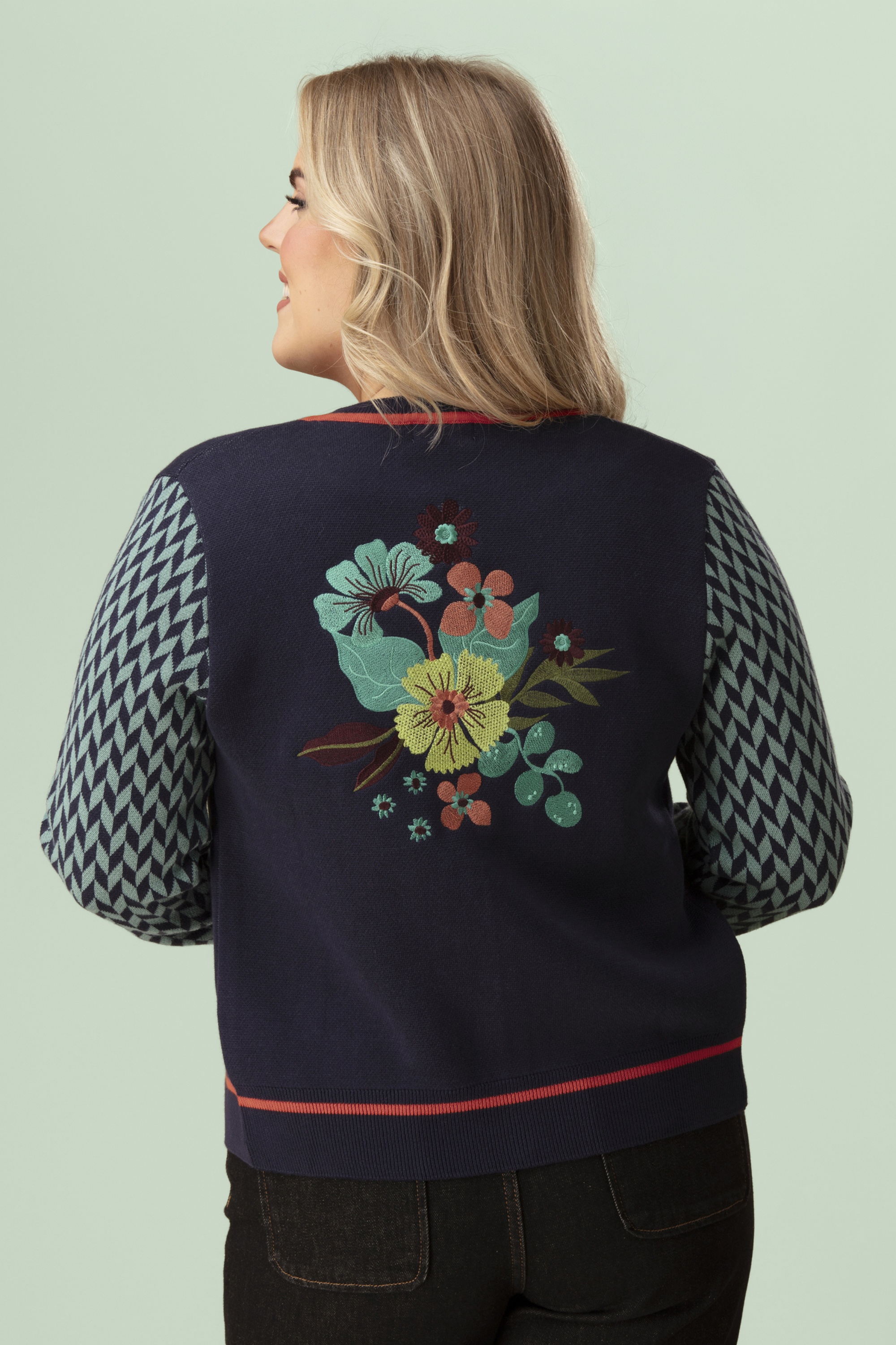 LaLamour - gilet en maille Slow Bloomer en pivoine bleu marine 2