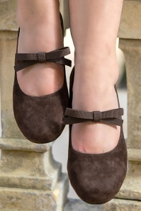 Lola Ramona ♥ Topvintage - Alice suède strik schoentjes in bruin 2