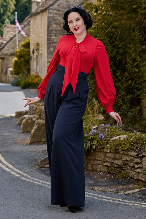 Miss Candyfloss - Pantalon plissé Ester Lee en bleu marine