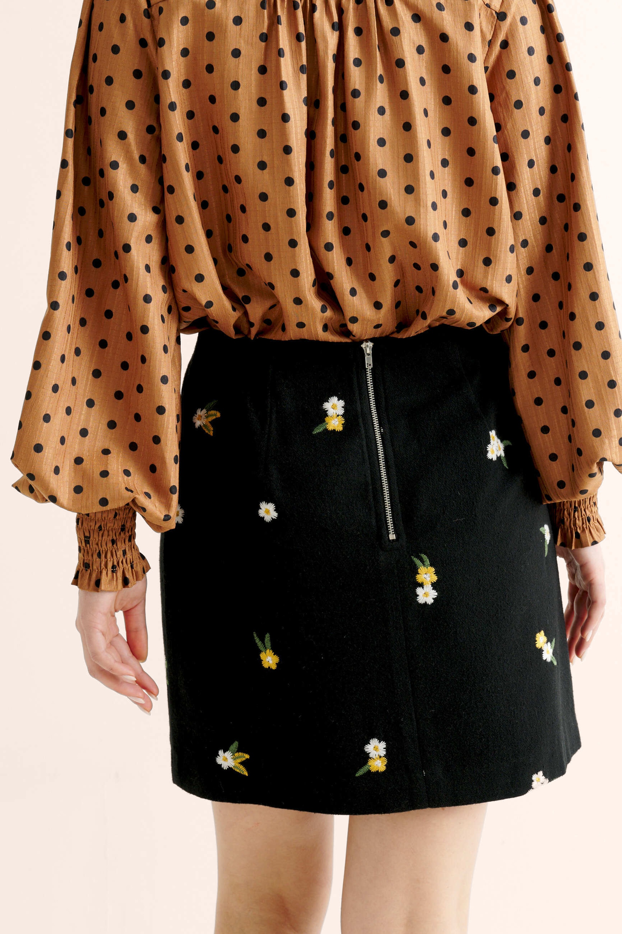 Louche - Minijupe Aubin Daisy en tweed noir 5
