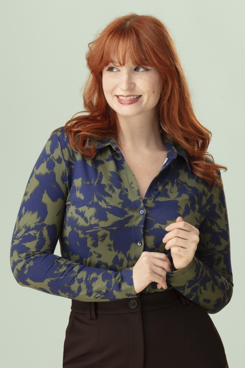 Surkana - Bupe Blouse in Navy and Green