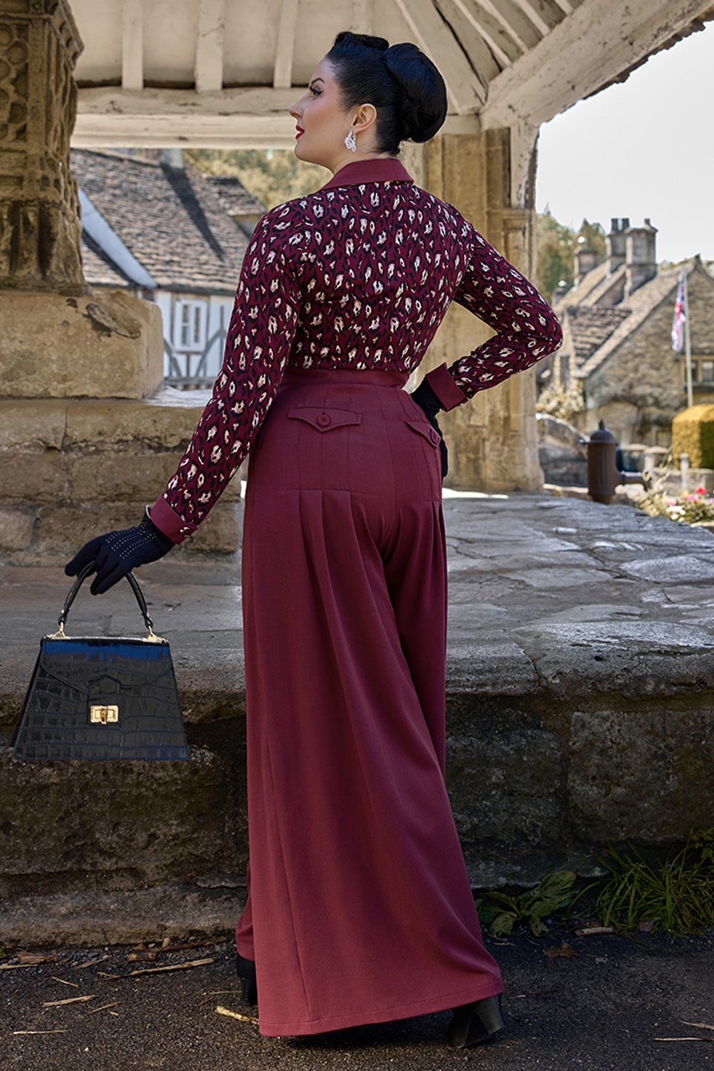 Miss Candyfloss - Greer Bo Jumpsuit in Weinrot 4