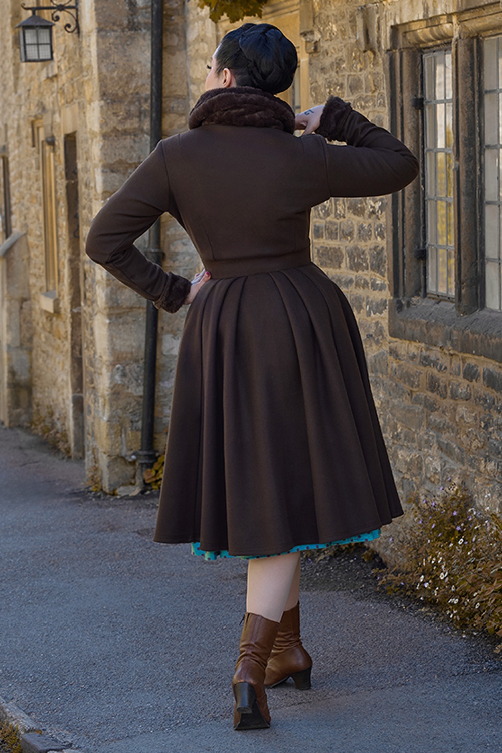 Miss Candyfloss - Faelina Mocha Coat in Dark Brown 3