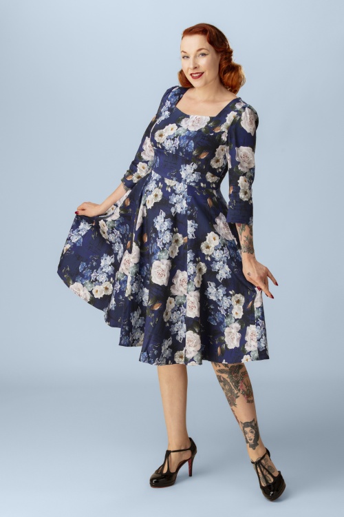 Hearts & Roses - Exclusivité Topvintage ~ Robe swing à fleurs Fenna en bleu