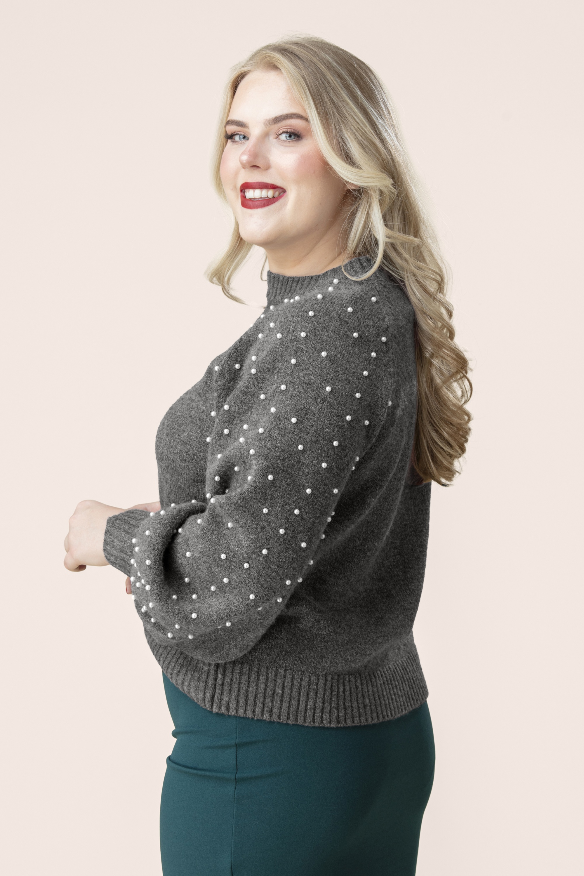 Smashed Lemon - Pearl Crush Knitted Sweater in Grey 3