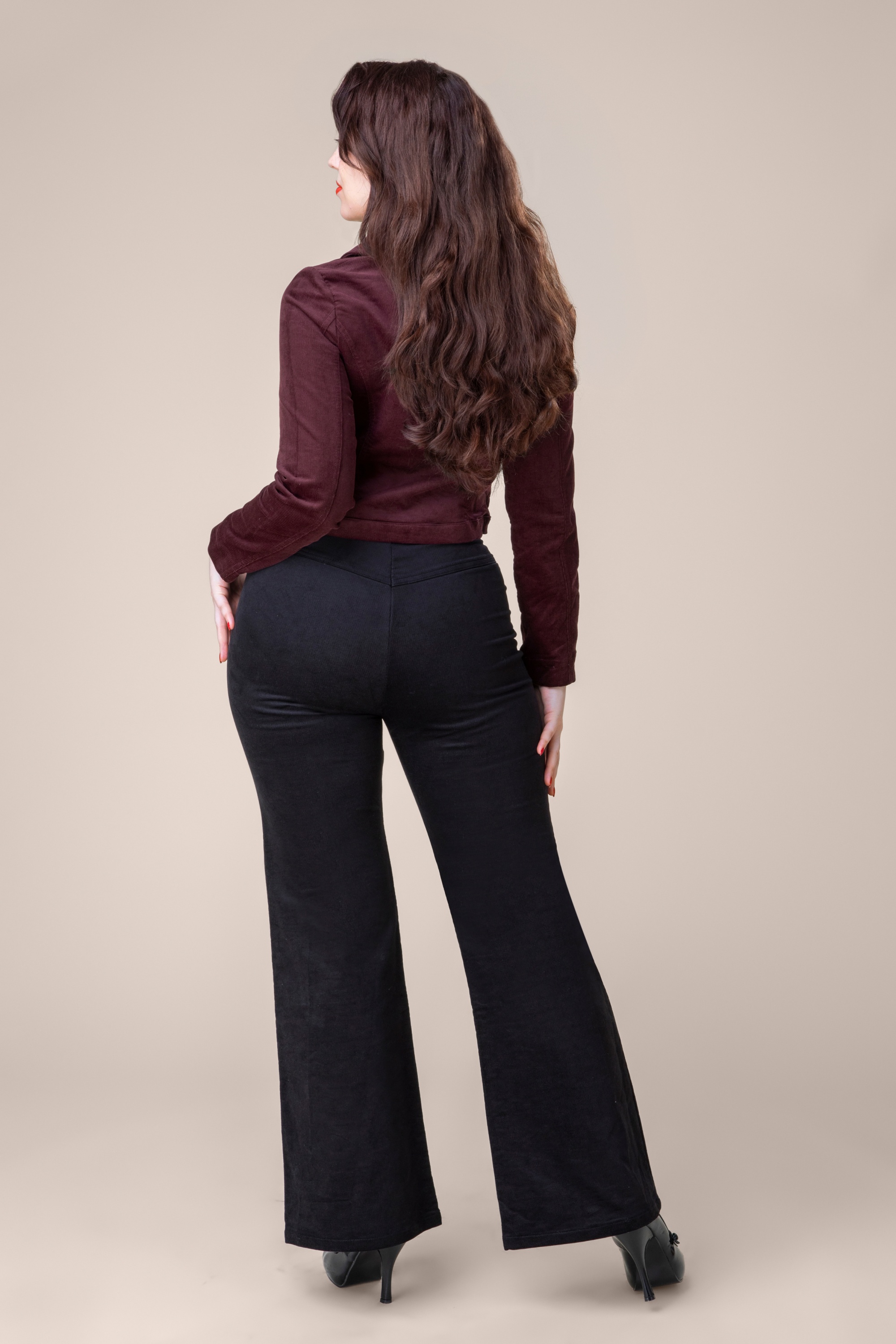 Topvintage Boutique Collection - Topvintage exclusive ~ Ebony corduroy broek in zwart 3