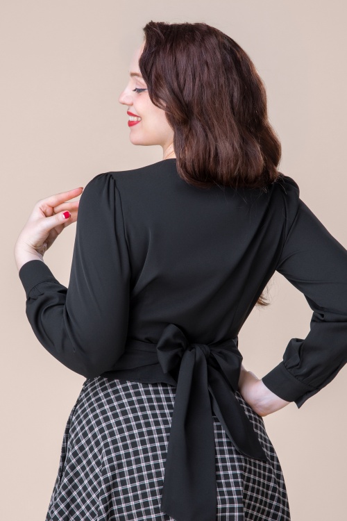 Topvintage Boutique Collection - Topvintage exclusive ~ Mila wikkeltop in zwart 2