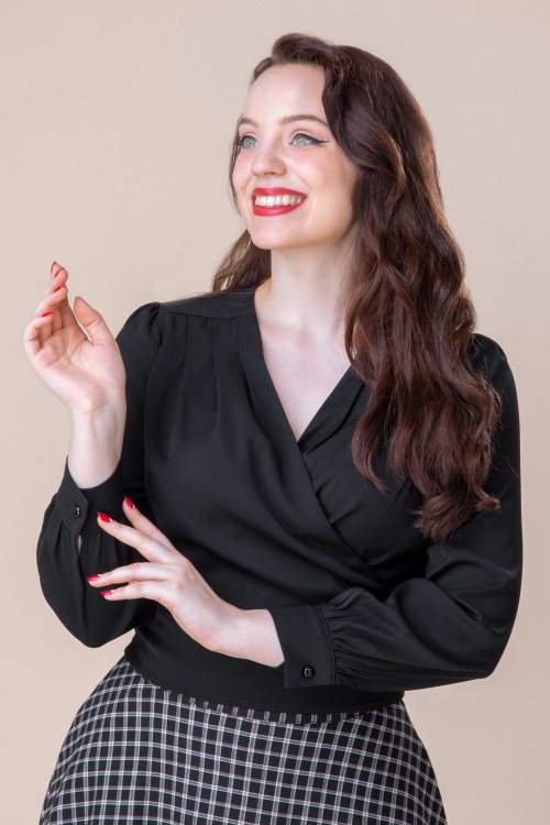 Topvintage Boutique Collection - Topvintage exclusive ~ Mila wikkeltop in zwart
