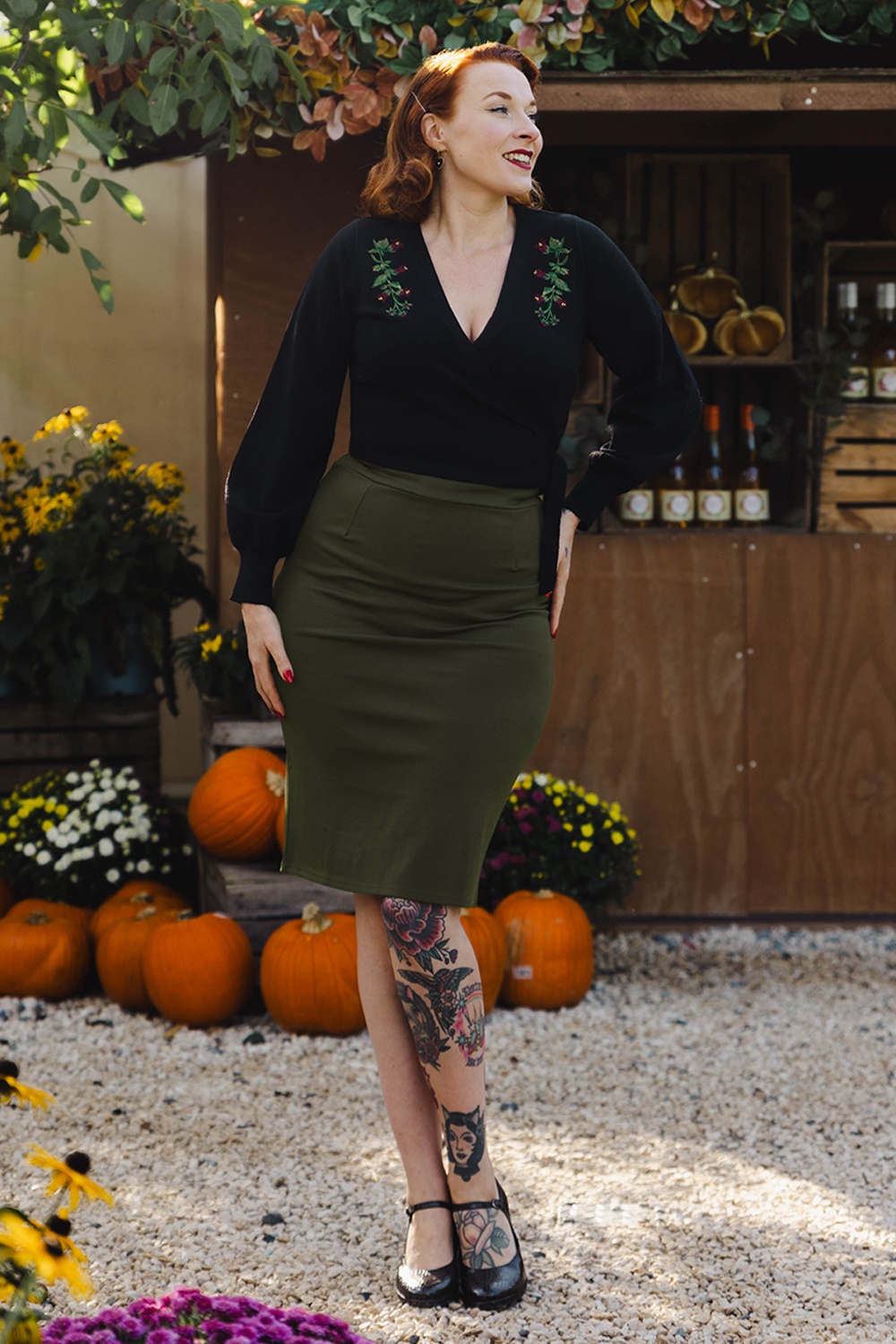 Vintage Chic for Topvintage - Topvintage exclusive ~ Loreen Pencil Skirt in Khaki Green