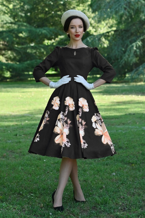 Hearts & Roses - Mila floral swing jurk in zwart