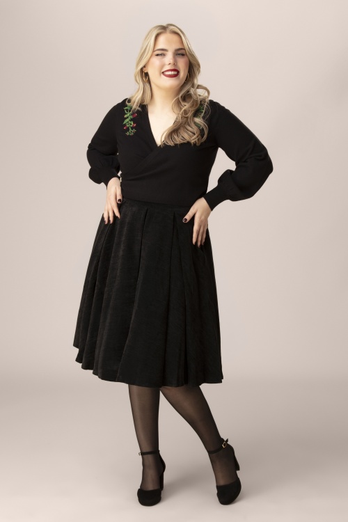 Topvintage Boutique Collection - Topvintage exclusive ~ Lola Velvet Swing Skirt in Black