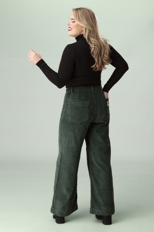 Mademoiselle YéYé - Pantalon Casual Cut en vert jardin botanique 2