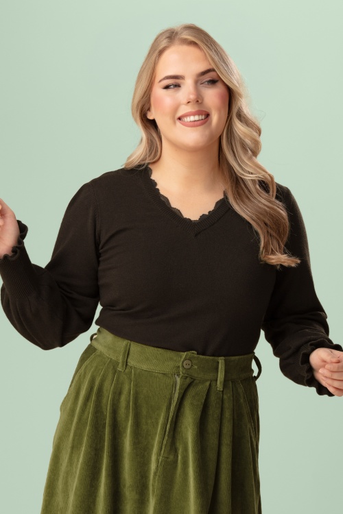 Bienvenue chez Topvintage, votre destination en ligne pour les vêtements, les chaussures et les accessoires de mode rétro ! Chez Topvintage, nous croy - Pull en maille Julie en marron