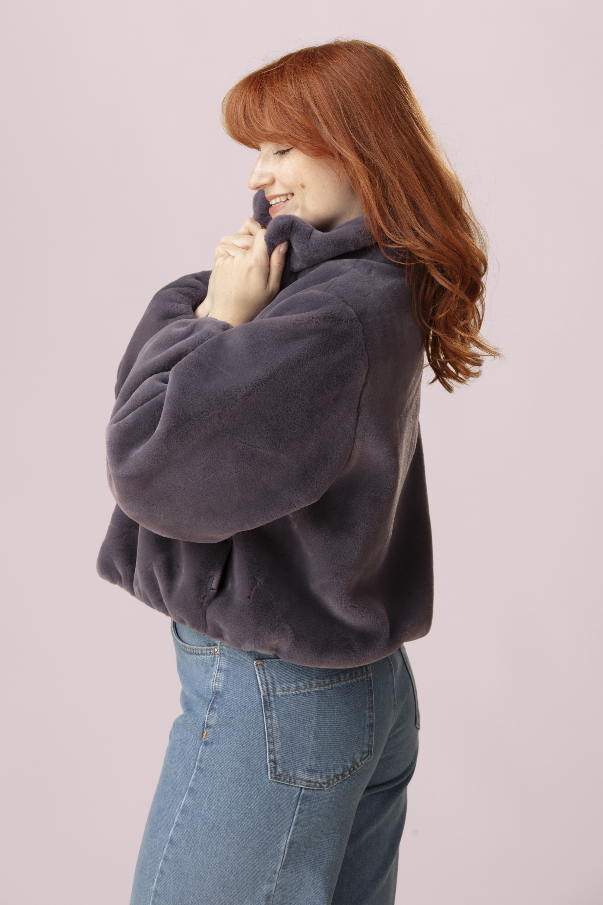 Surkana - Jessi korte faux fur jacket in paars 3